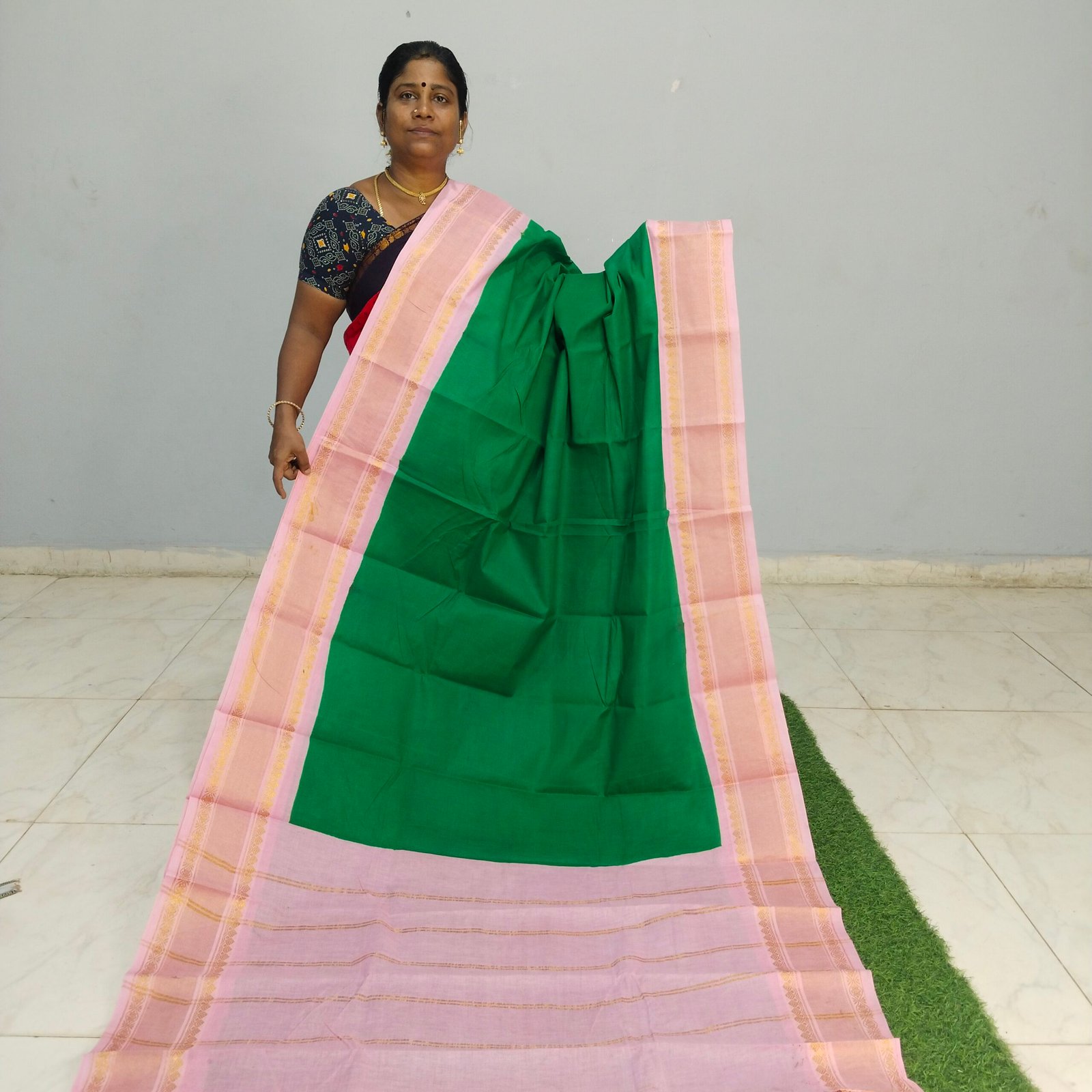Tissue Border Sungudi Cotton Saree – Without Blouse (100 Count)