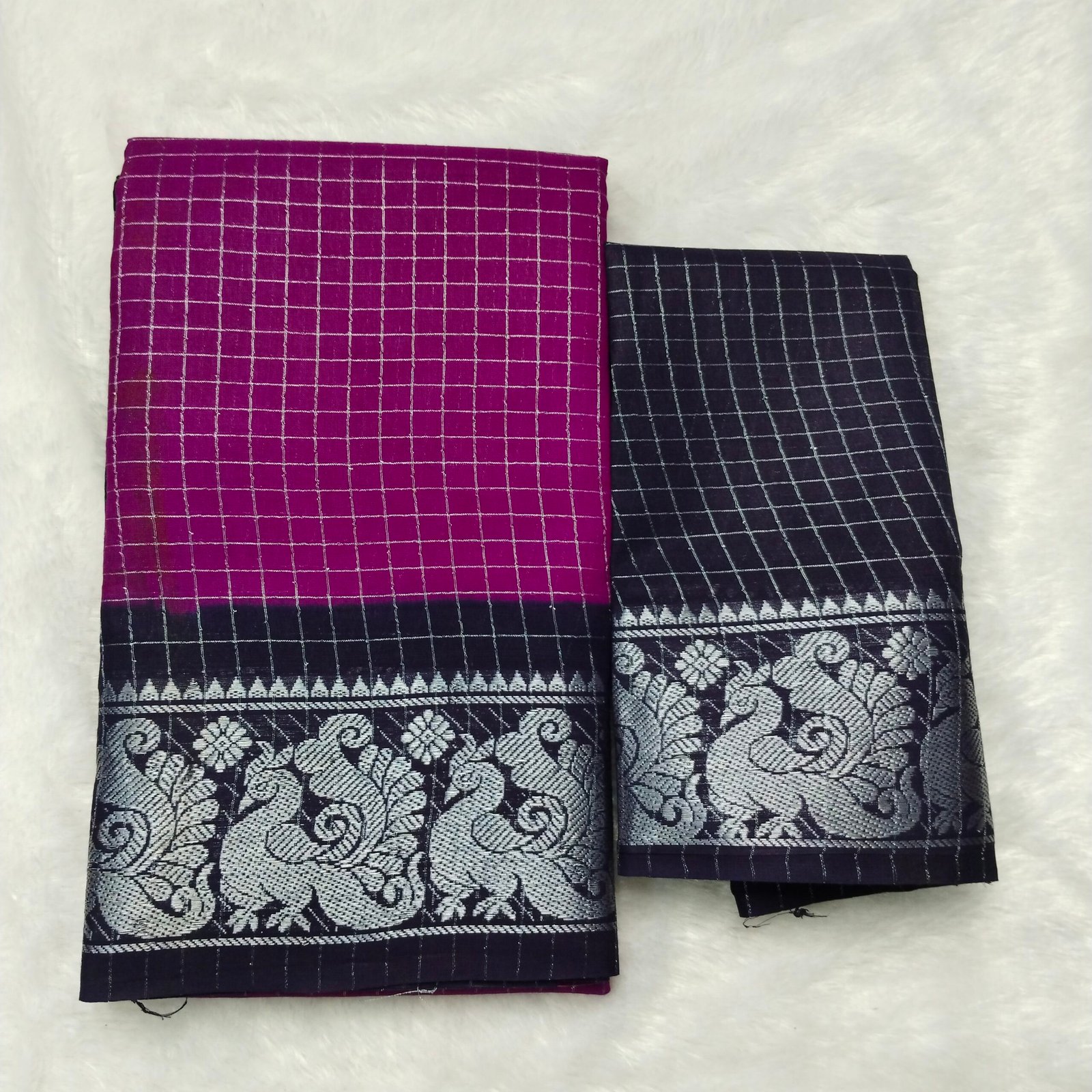 Silver Zari kattam Sungudi Cotton Saree – With Blouse (Contrast Pallu, Border & Blouse)