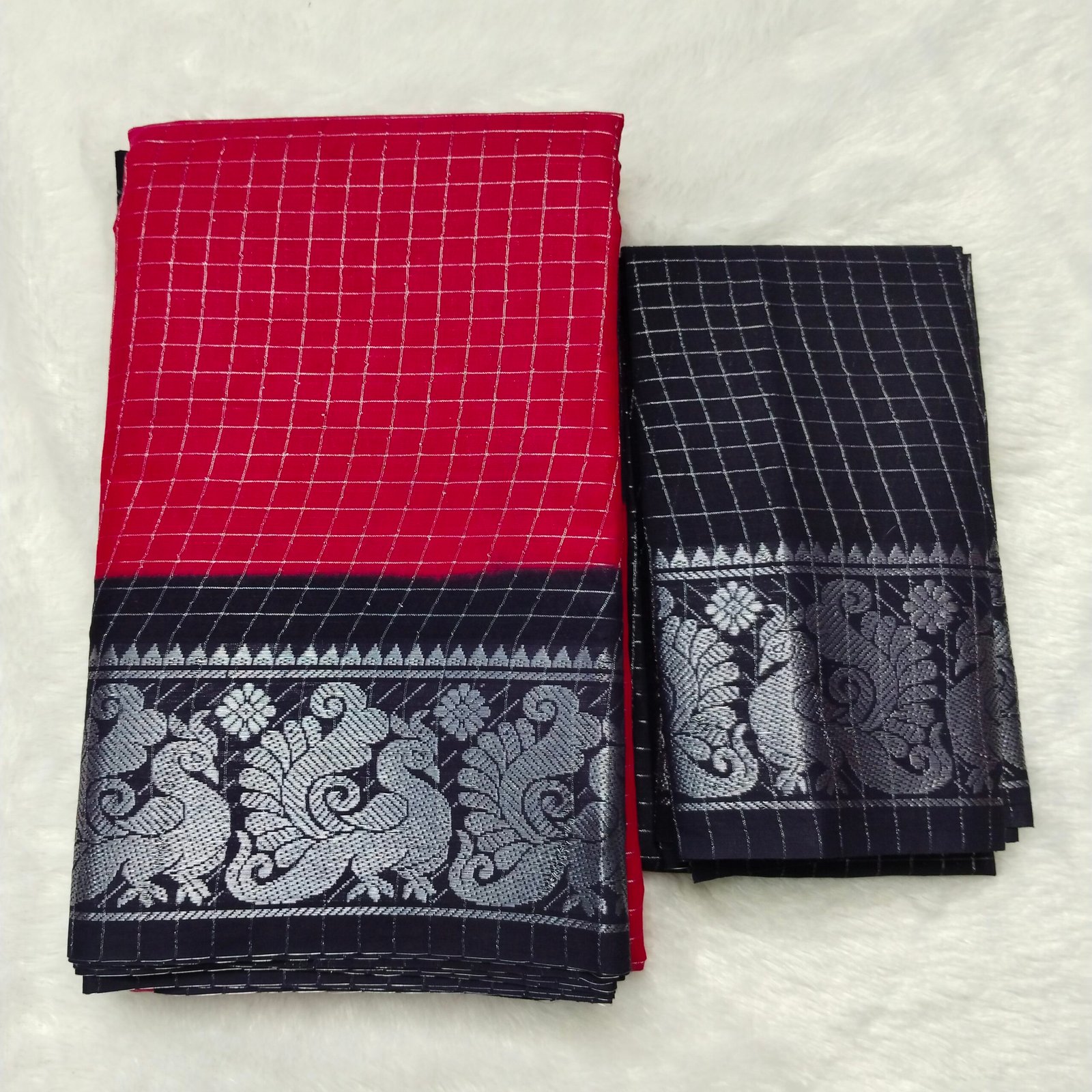 Silver Zari kattam Sungudi Cotton Saree – With Blouse (Contrast Pallu, Border & Blouse)
