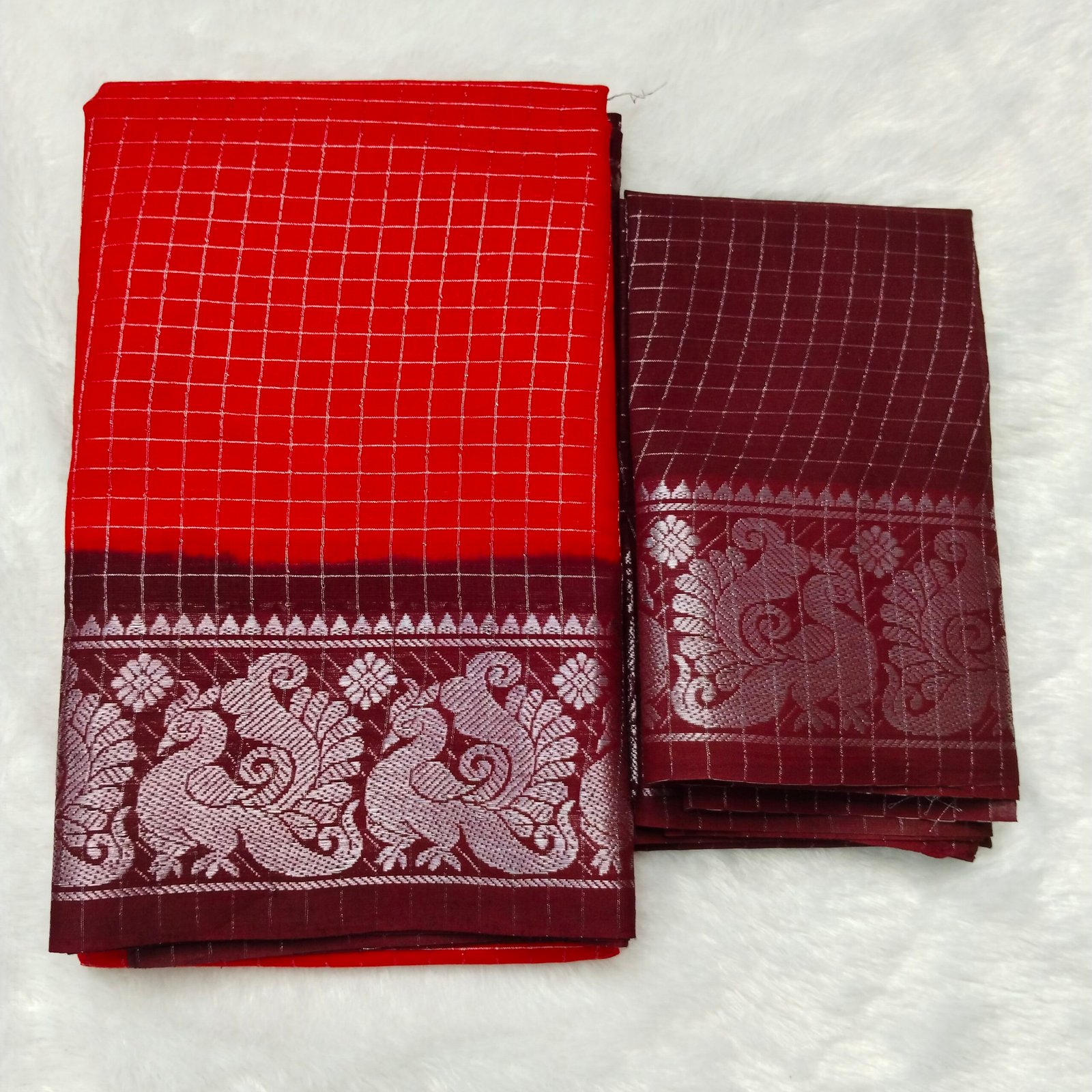Silver Zari kattam Sungudi Cotton Saree – With Blouse (Contrast Pallu, Border & Blouse)