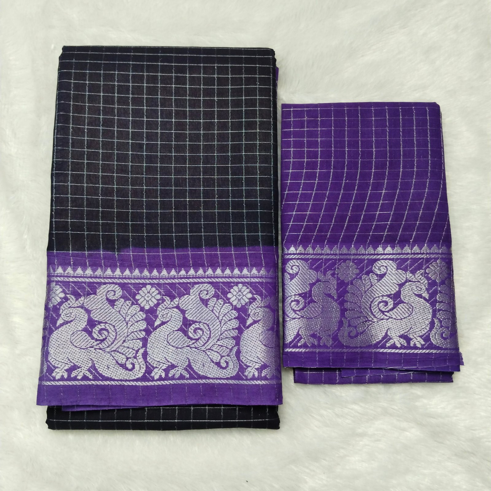 Silver Zari kattam Sungudi Cotton Saree – With Blouse (Contrast Pallu, Border & Blouse)