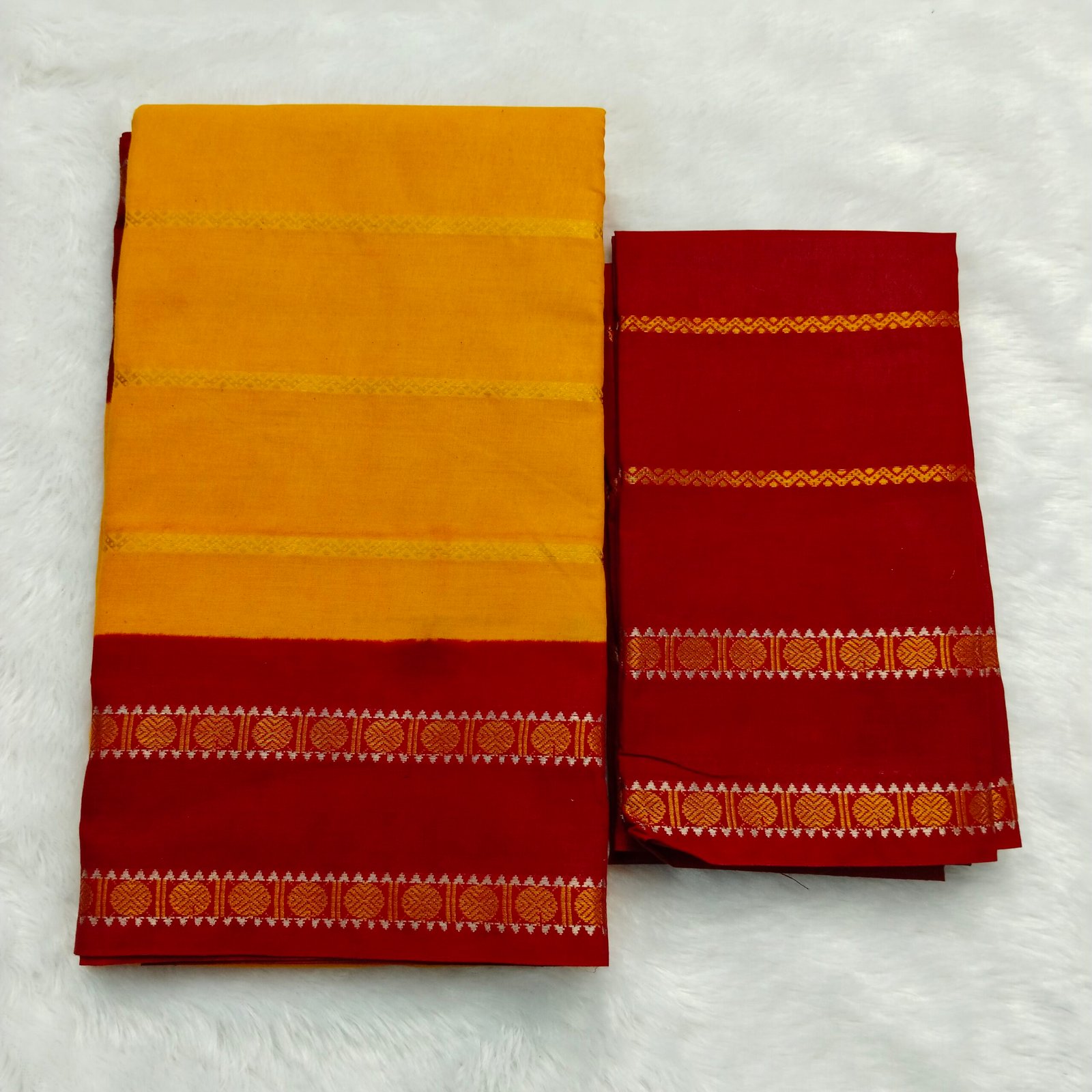 Dollar Pet Velthari Sungudi Cotton Saree (With Blouse)  Yellow Body with Red Border