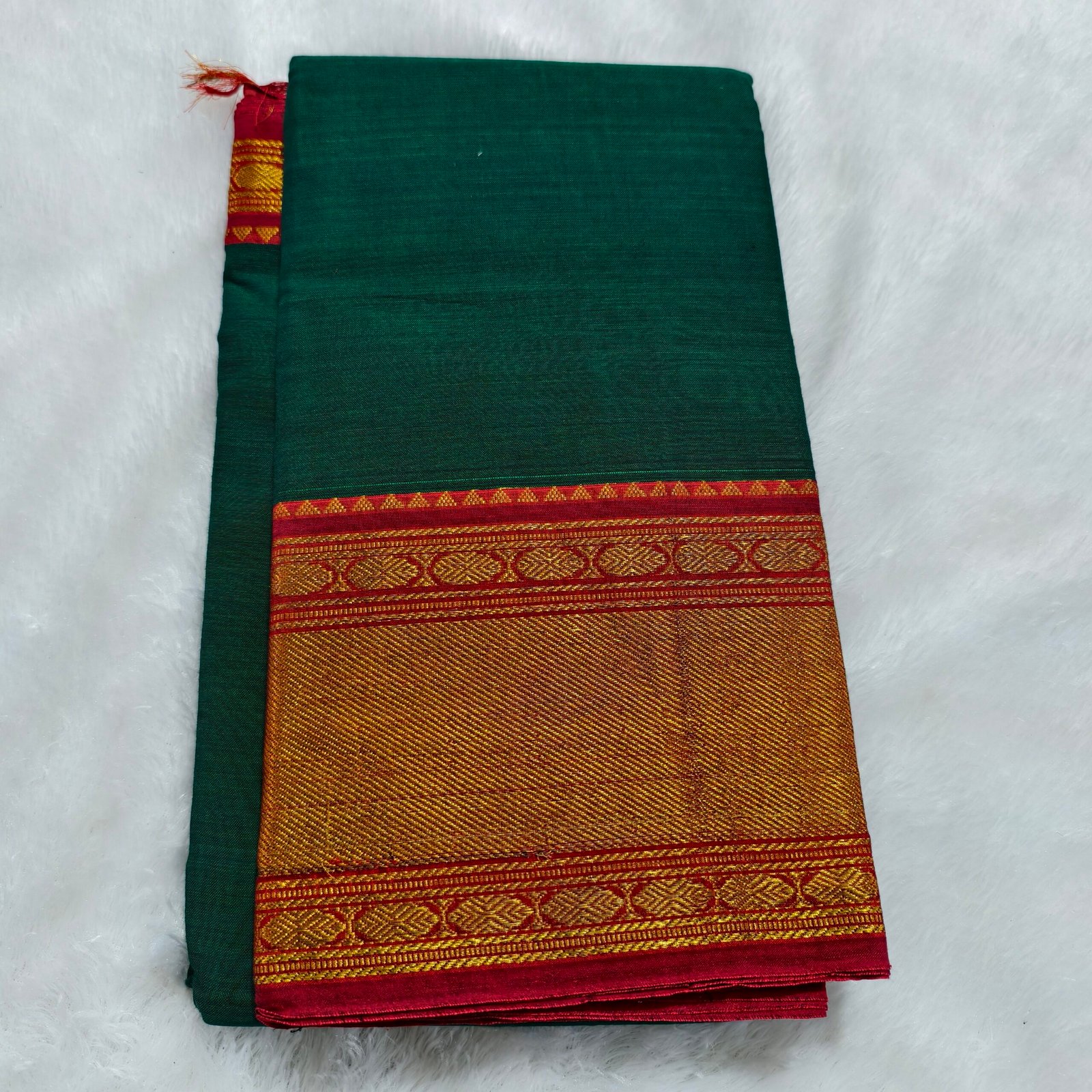 Narayanpet Cotton Saree – Nandini Type (With Running Blouse, Line Pallu)