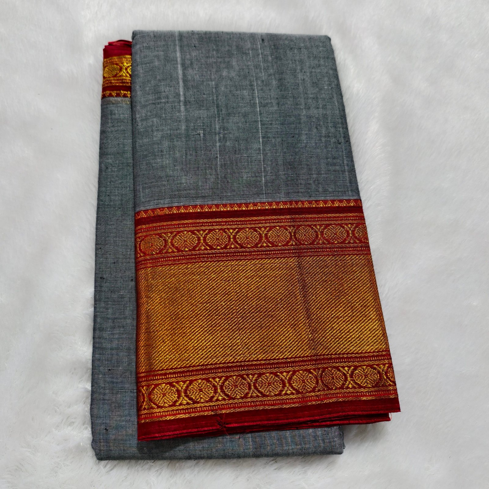 Narayanpet Cotton Saree – Nandini Type (With Running Blouse, Line Pallu)